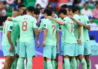 世预赛国足vs新加坡(世预赛国足vs新加坡结果)