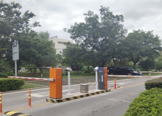 城市智能收费停车场(智能停车场收费系统管理)