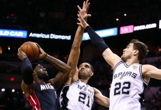 今天的nba比赛(今天的nba比赛赛程安排表今天的比赛排名)