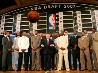 包含2011年nba选秀顺位排行的词条