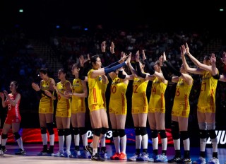 中国女排今天比赛直播cctv5(中国女排今天比赛直播cctv5回放)