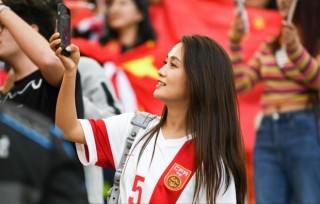 cctv5现场直播中(cctv5现场直播中国女排)