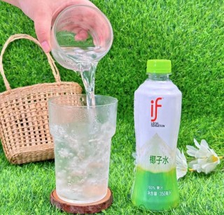 椰子水IF冲击港交所，但价格战它还没玩明白