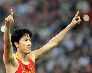 刘翔跑100米需要几秒(刘翔跑100米需要几秒钟)