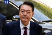 在野党总统候选人李在明来势汹汹 韩执政党能否“尹”退为进？