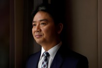 刘强东坐镇一线，那个神挡杀神的京东回来了