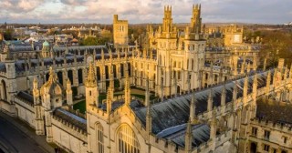 英国更好的三十所大学(英国更好的三十所大学校徽)