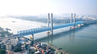铁路节前春运车票进入发售更高峰，已累计发售车票5768万张