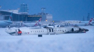 航空公司称：多起坠机事件后，飞行恐惧正拉低机票销量