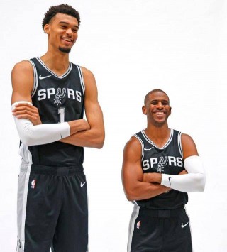 nba赛季马刺对国王的简单介绍