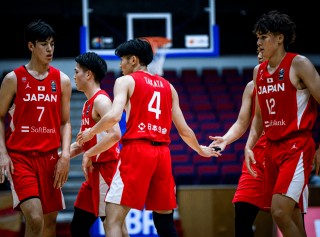 中国男篮今晚比赛直播平台(中国男篮今晚比赛直播8点直播)