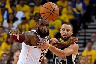 19年nba总决赛(19年NBA总决赛打了几场)