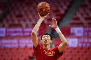 周琦13分44秒(周琦视频12分集锦)