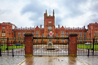 贝尔法斯特女王大学(贝尔法斯特女王大学药学排名)