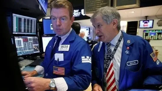 午盘：美股涨跌不一 纳指下跌0.8%  第1张