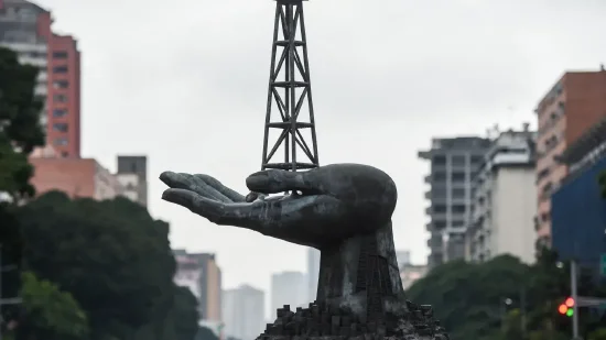 美国WTI原油2月份下跌3.8% 自11月以来首次录得月跌幅  第2张