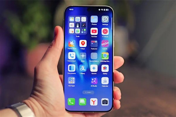 OPPO K13 Turbo塞进大风扇：性能最强的骁龙8s Gen4手机  第1张