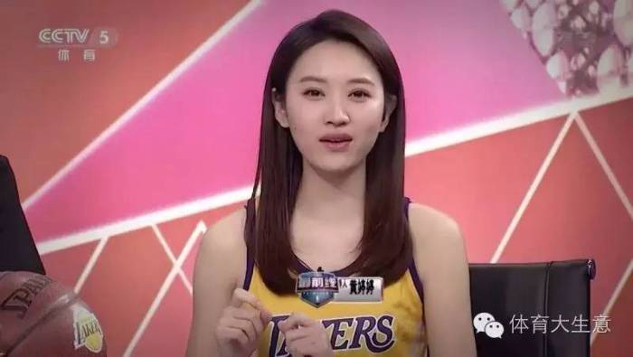 央视欧洲杯女主播(欧洲杯央视美女主持)  第2张