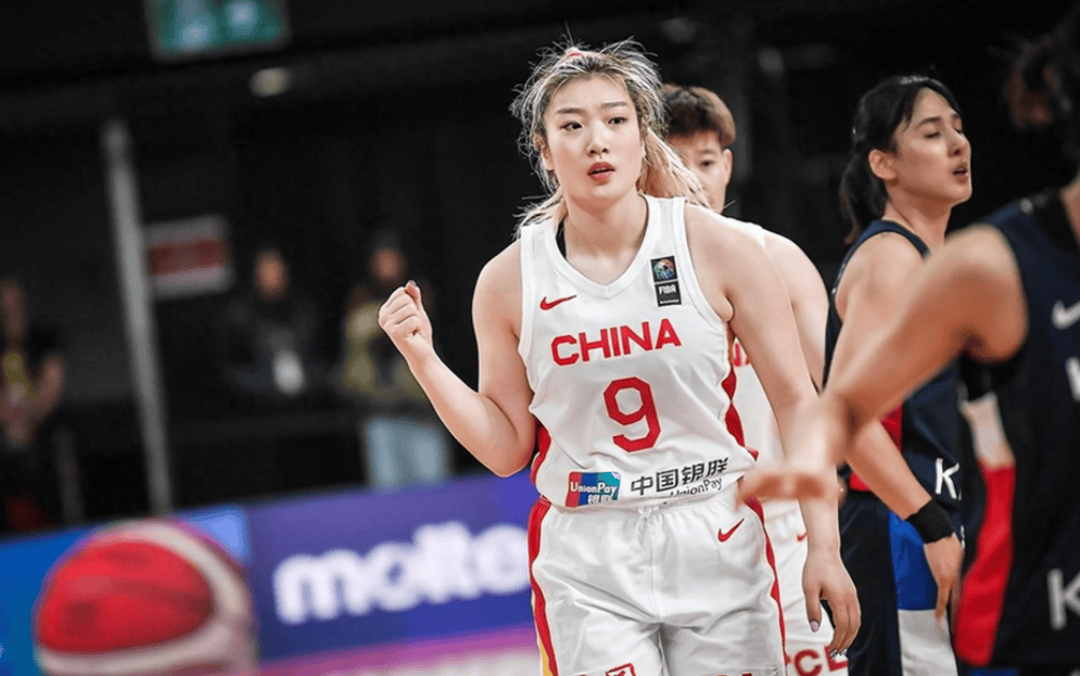 中国女篮2米27(中国女篮2米27李梦)  第2张
