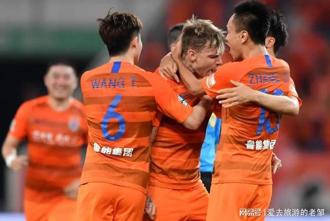 中国足球青训10后井喷(中国足球青训队员年龄是多少岁)  第2张