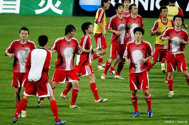 中国足球史上最强11人(中国历史最强足球运动员11人)  第2张