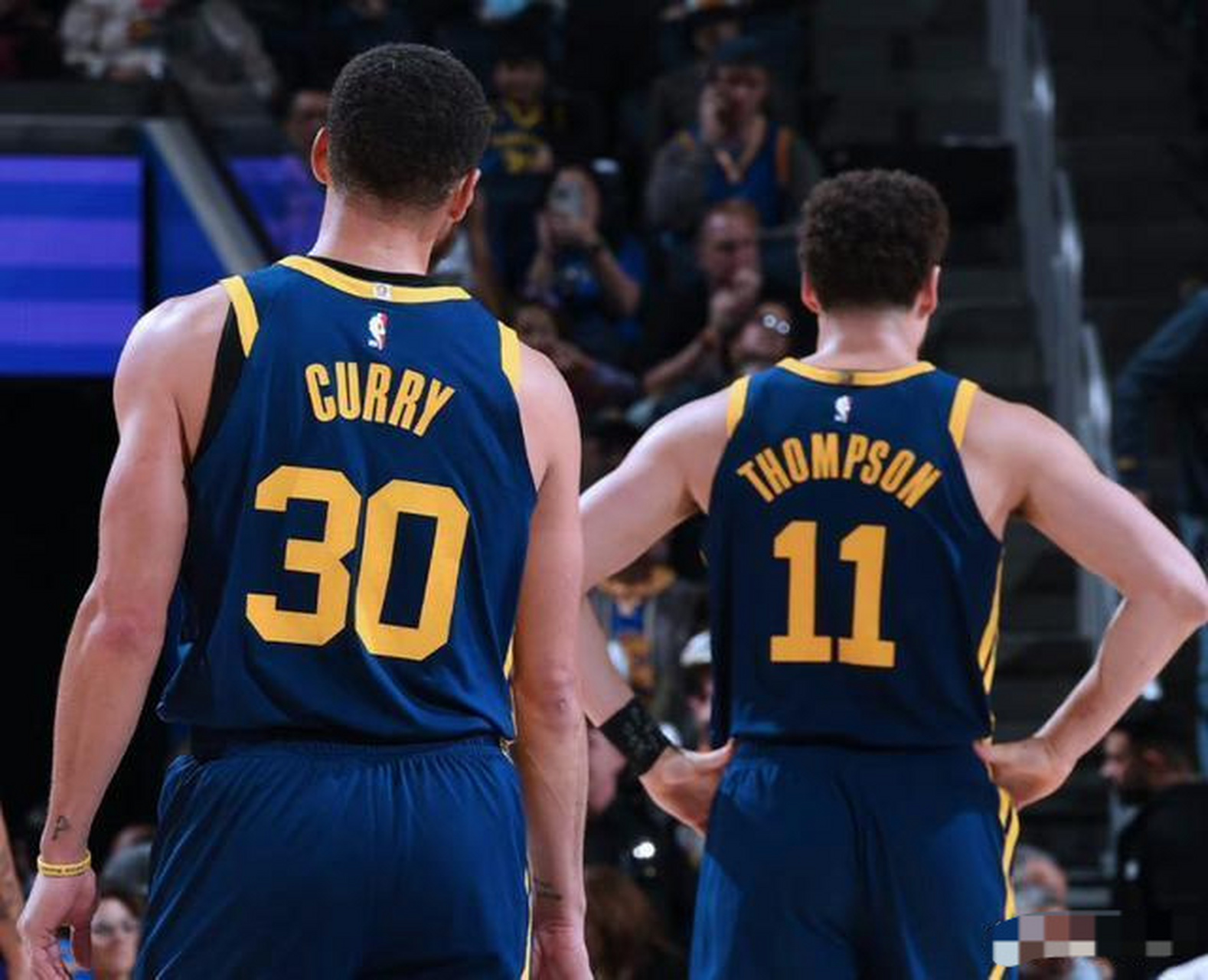 nba湖人vs勇士(nba湖人VS勇士数据)  第2张
