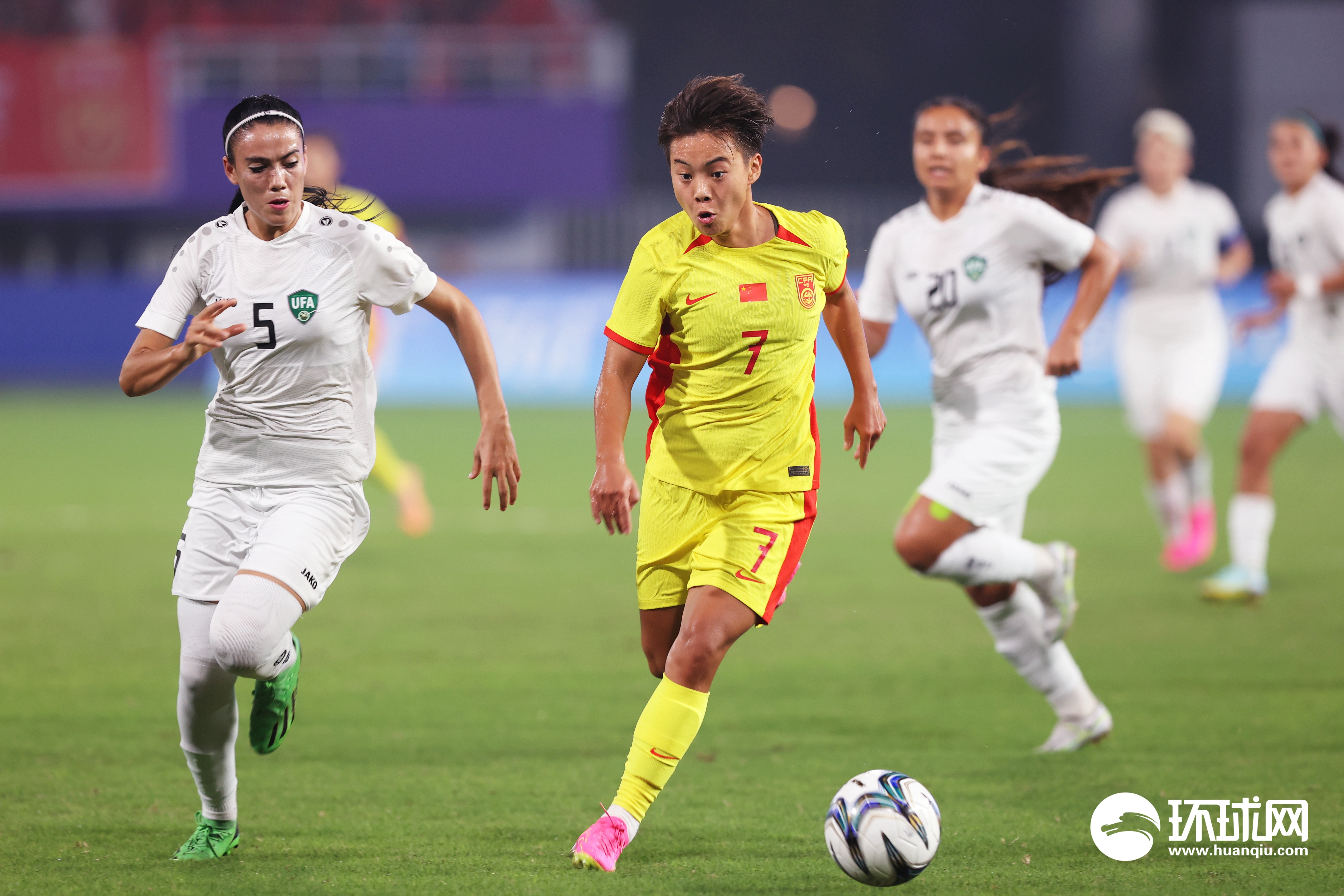 中国女足2比1亚足联(中国女足2比1击败日本)  第1张