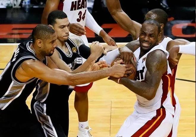 nba总决赛第五场(nba总决赛第五场直播回放)  第1张