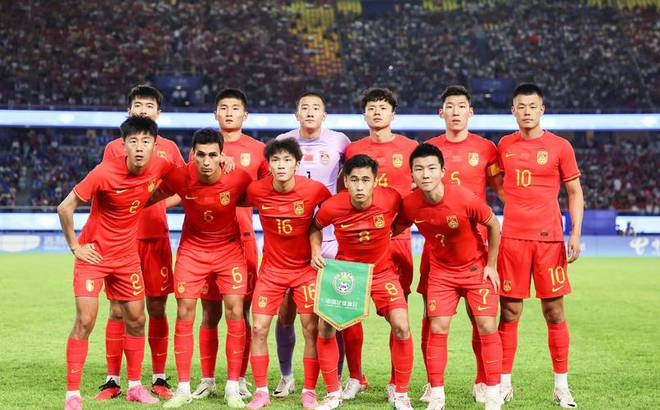 中央5台现场直播国足比赛(中央电视台5套在线直播国足)  第1张