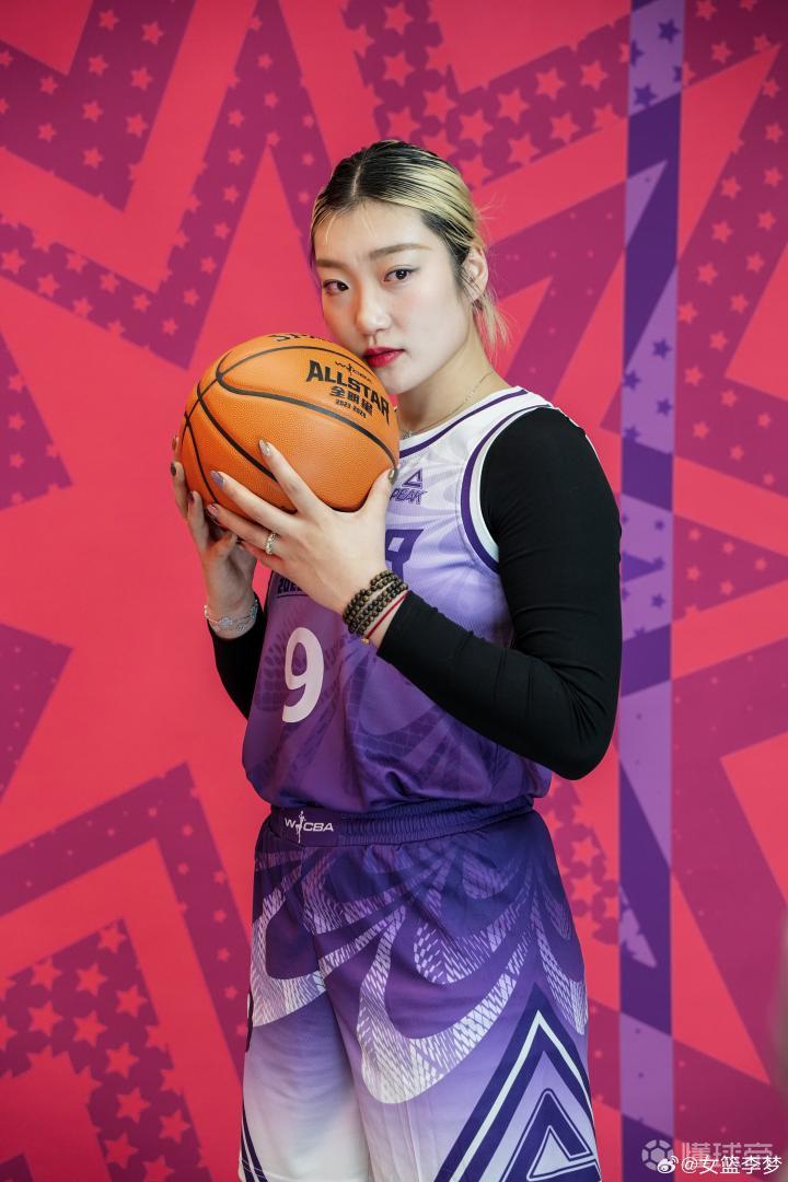 中国女篮李梦(中国女篮李梦身高多少)  第2张